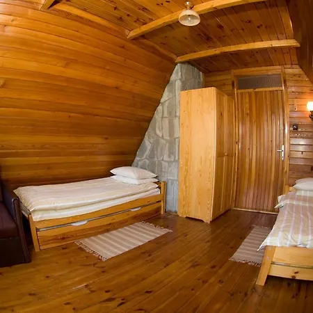 Chalet Dom W Szczyrku - Stylowy Drewniany Dom Z Kominkiem